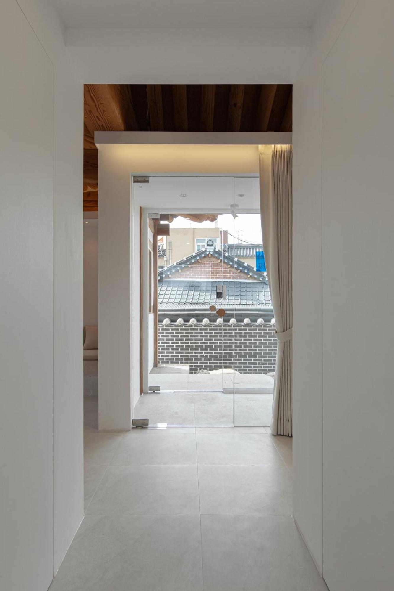 Cheong-Yeon, The Korean Traditional House Hanok In Jeonju Hanok Village Exterior foto